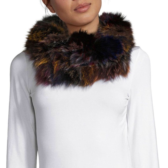 Beautiful Scarf. Dyed Real Fox fur pieces. - Picture 1 of 6